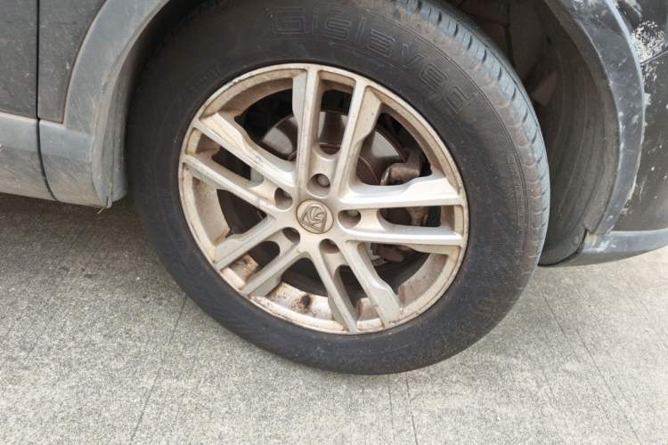 Used Baojun 560 2016 1.8L Manual Elite Edition Right Front Wheel Hub