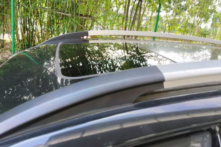 Used Baojun 560 2016 1.8L iAMT Luxury Model Roof