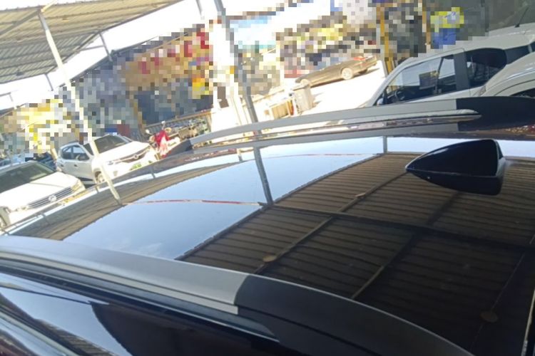 Used Baojun 560 2016 1.8L iAMT Elite Edition Roof