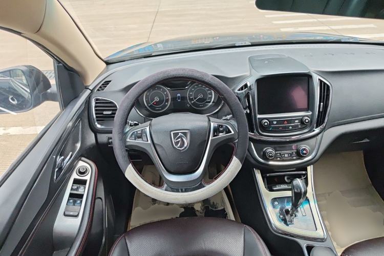 Used Baojun 560 2016 1.8L iAMT Luxury Model Steering Wheel