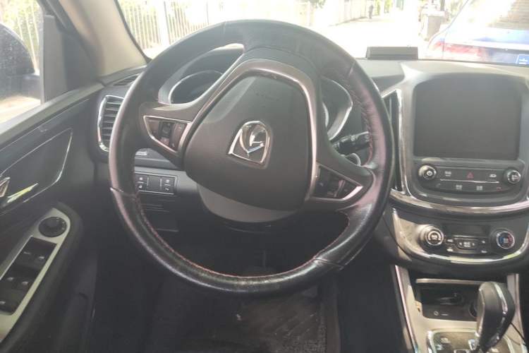 Used Baojun 560 2016 1.8L iAMT Luxury Model Steering Wheel