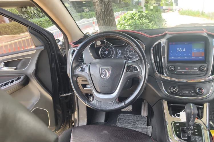 Used Baojun 560 2016 1.8L iAMT Luxury Model Steering Wheel