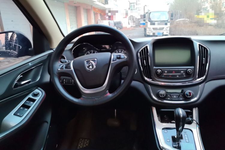 Used Baojun 560 2016 1.8L iAMT Luxury Model Steering Wheel