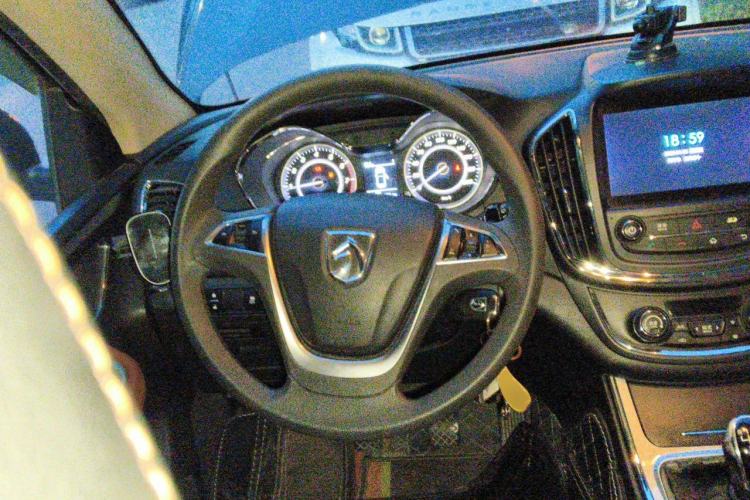 Used Baojun 560 2016 1.8L Manual Elite Edition Steering Wheel