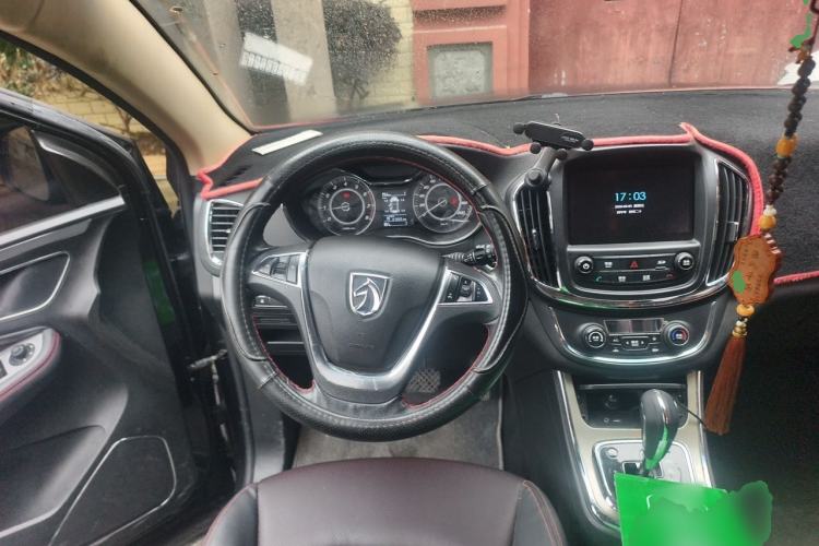 Used Baojun 560 2016 1.8L iAMT Luxury Model Steering Wheel