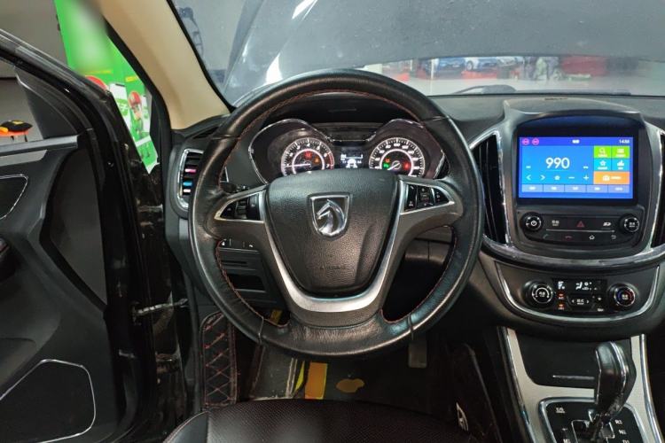 Used Baojun 560 2016 1.8L iAMT Luxury Model Steering Wheel