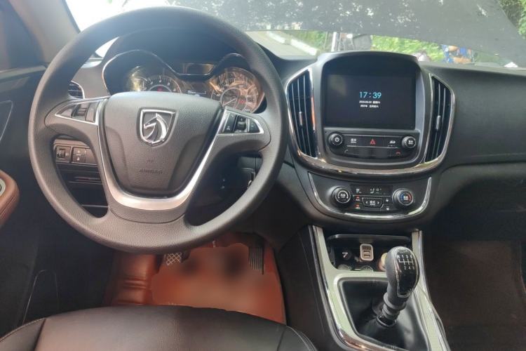 Used Baojun 560 2016 1.8L Manual Elite Edition Steering Wheel