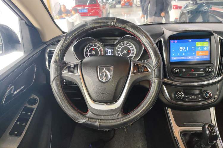 Used Baojun 560 2016 1.8L Manual Luxury Edition Steering Wheel