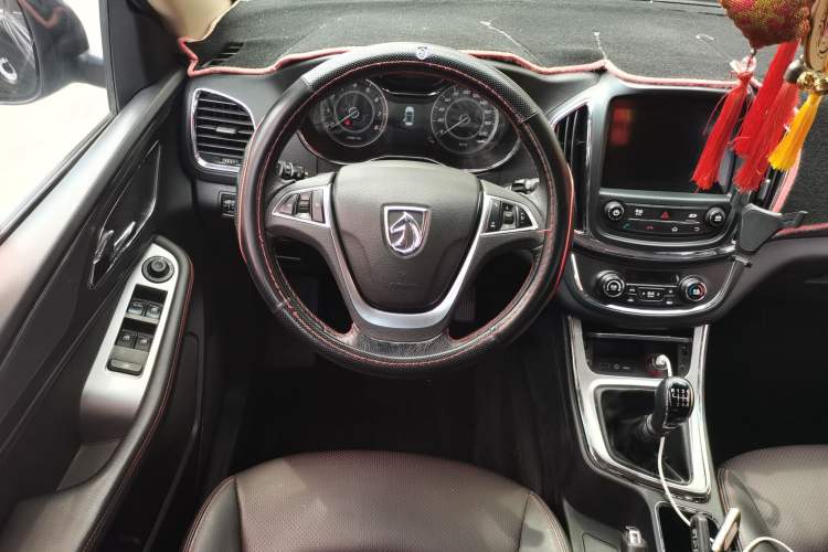 Used Baojun 560 2016 1.8L Manual Luxury Edition Steering Wheel