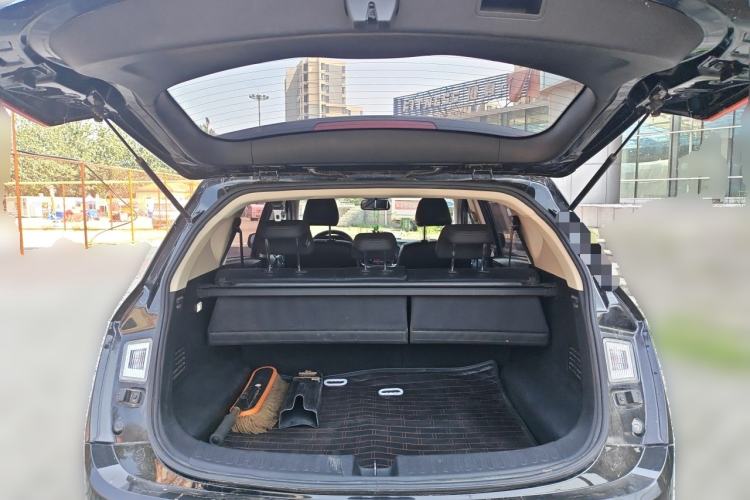Used Baojun 560 2016 1.8L Manual Elite Edition Trunk
