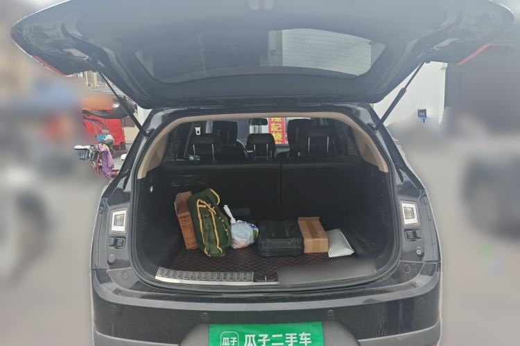 Used Baojun 560 2016 1.8L iAMT Luxury Model Trunk