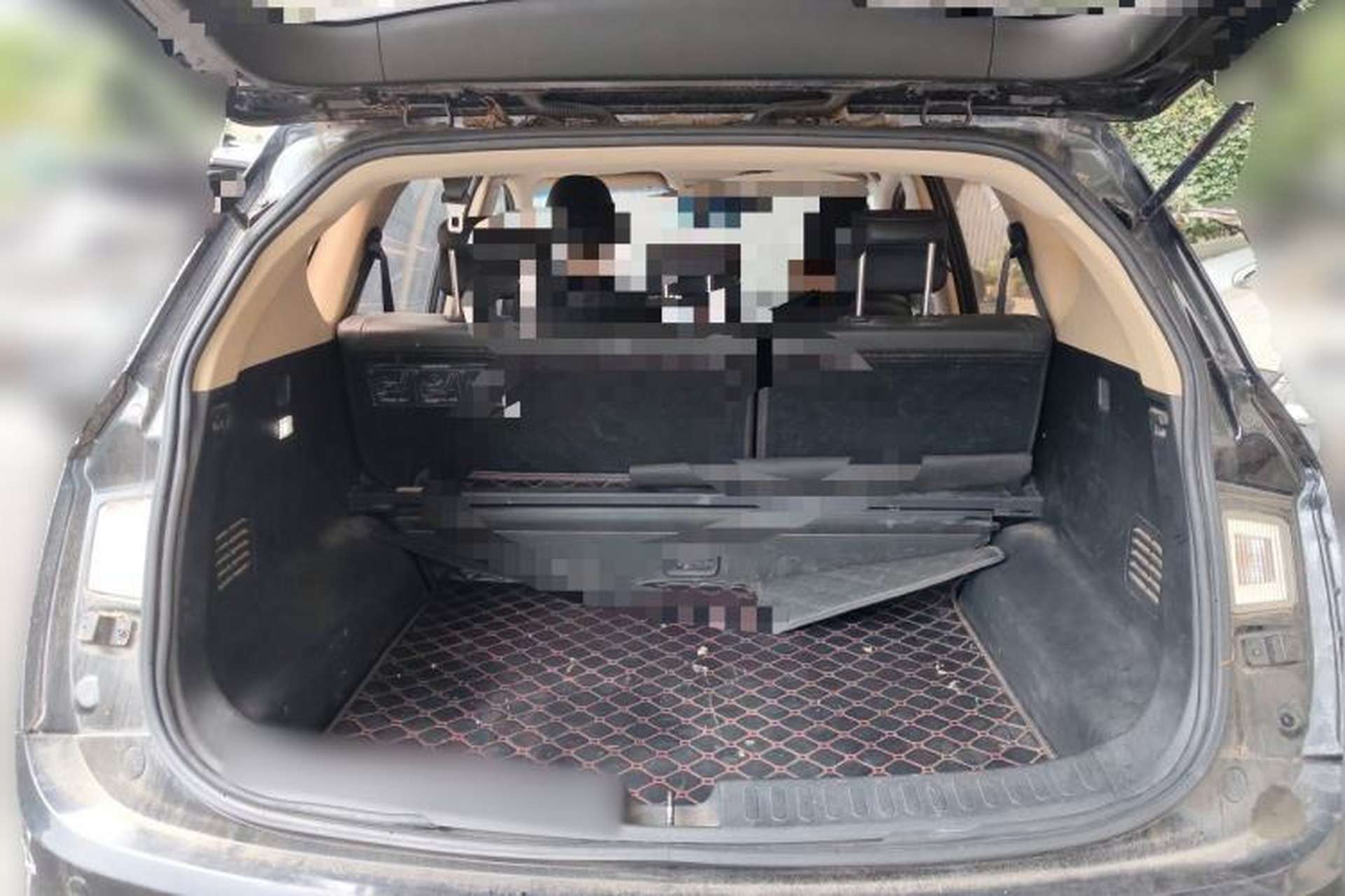 Used Baojun 560 2016 1.8L iAMT Luxury Model Trunk