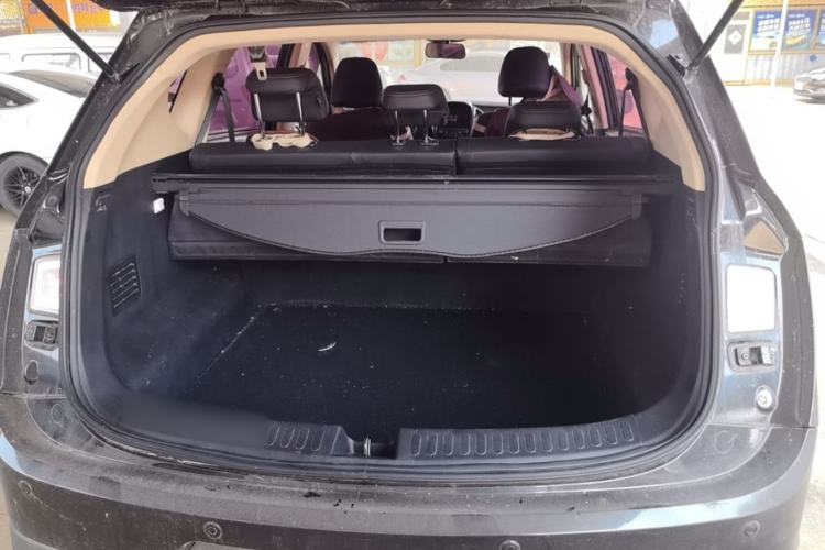 Used Baojun 560 2016 1.8L iAMT Elite Edition Trunk
