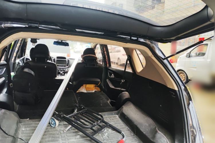 Used Baojun 560 2016 1.8L Manual Value Edition Trunk