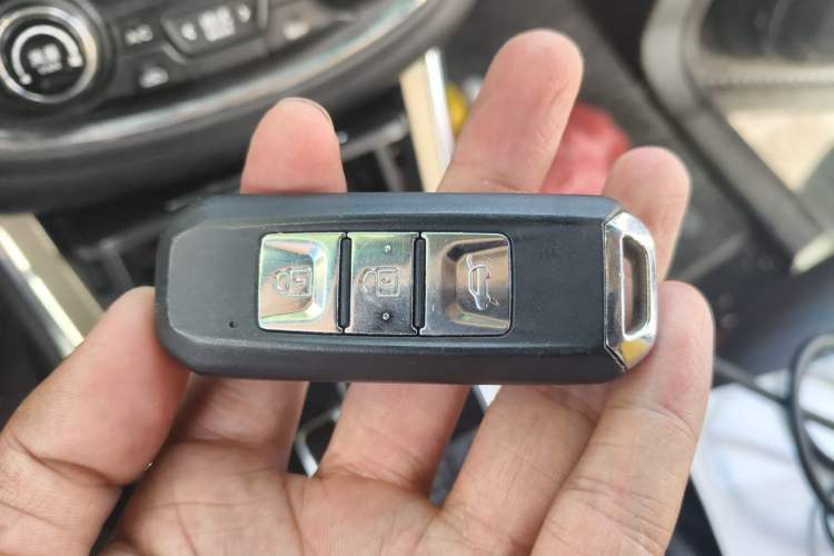 Used Baojun 560 2016 1.8L iAMT Luxury Model Vehicle Key