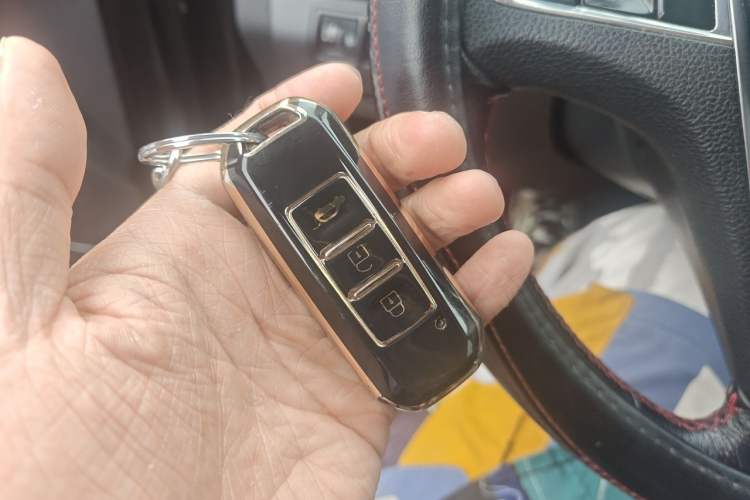 Used Baojun 560 2016 1.8L iAMT Luxury Model Vehicle Key