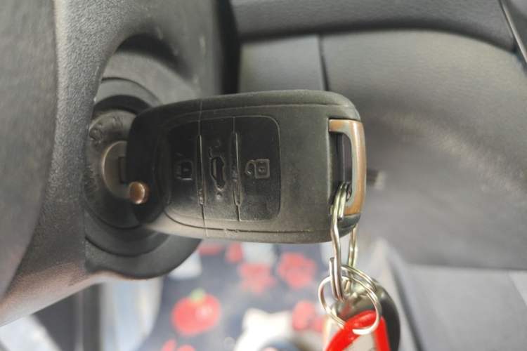 Used Baojun 560 2016 1.5T Manual Comfort Edition Vehicle Key