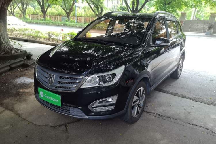 Used Baojun 560 2016 1.5T Manual Luxury Model Guazi used car, China used car export, Used car for sale, Used cars, Cheapest cars for sale