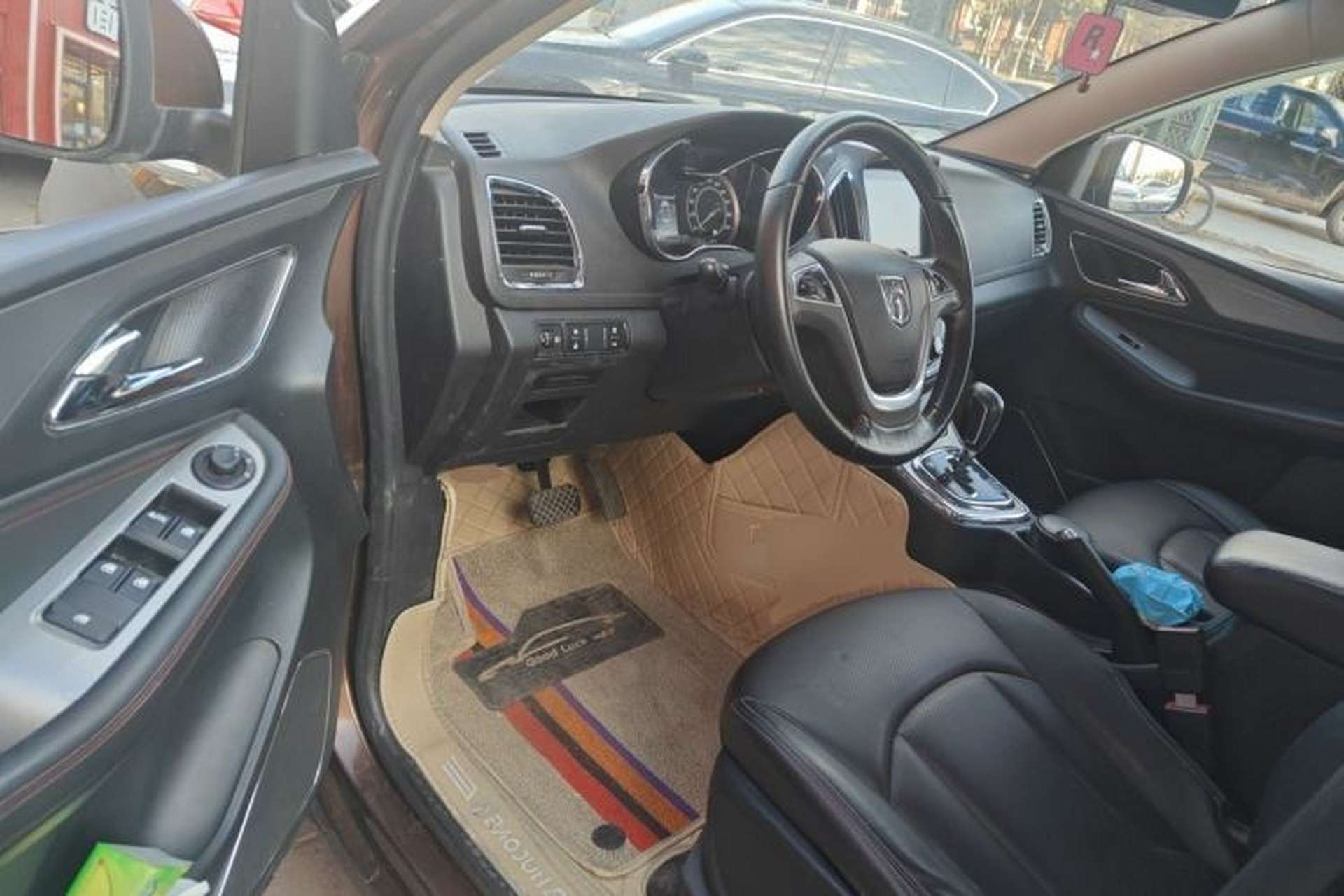 Used Baojun 560 2016 1.8L iAMT Luxury Model Driver Seat