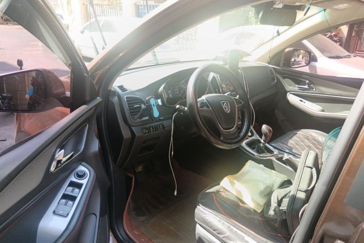 Used Baojun 560 2016 1.8L Manual Luxury Edition Driver Seat