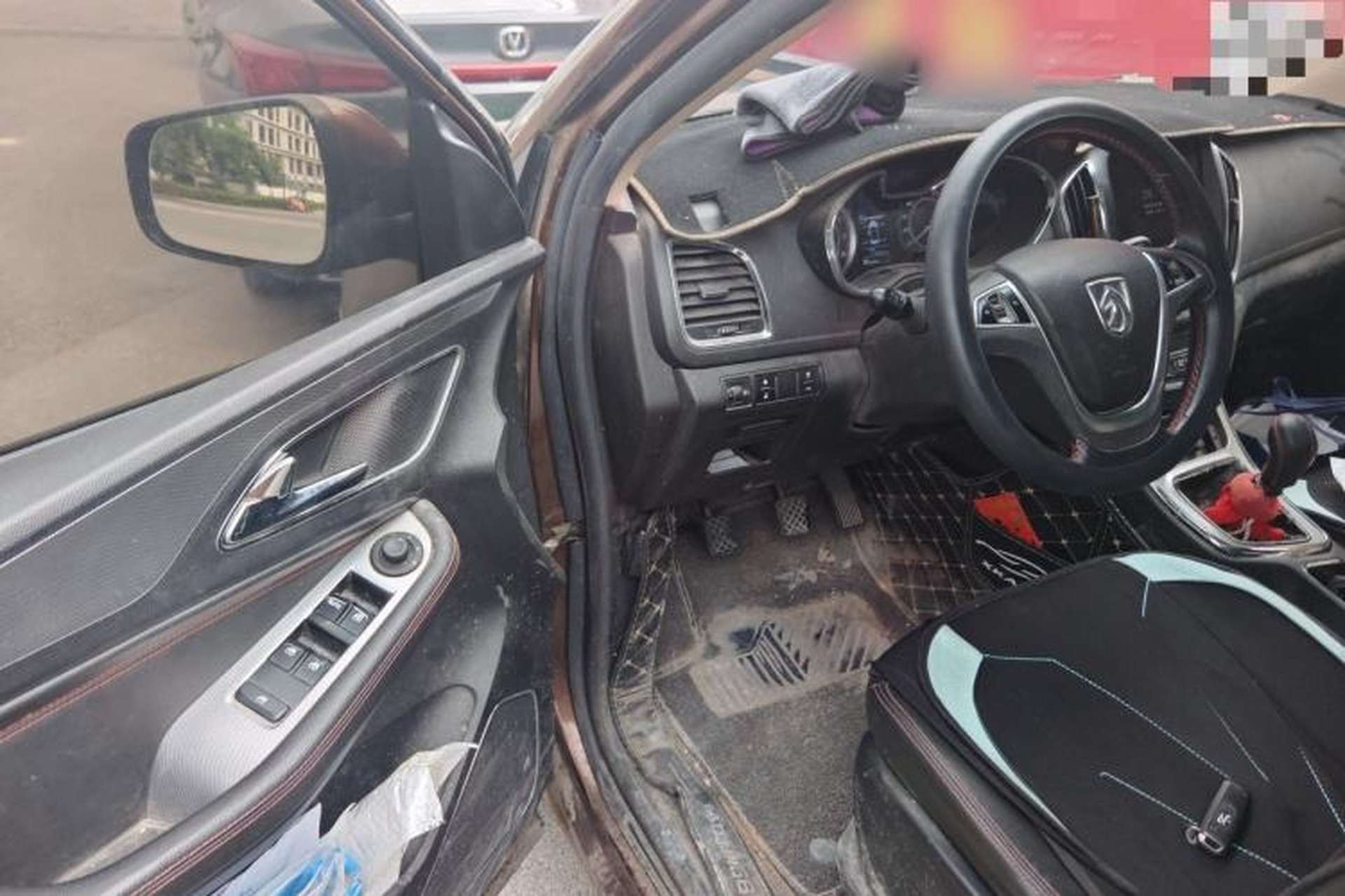 Used Baojun 560 2016 1.5T Manual Luxury Model Driver Seat