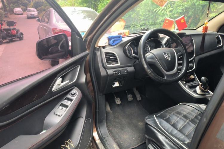 Used Baojun 560 2016 1.8L Manual Value Edition Driver Seat