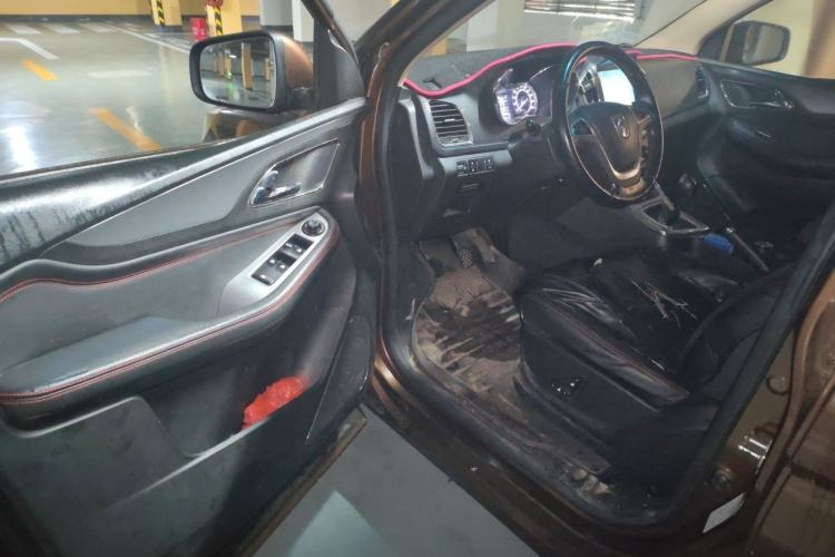 Used Baojun 560 2016 1.8L Manual Luxury Edition Driver Seat