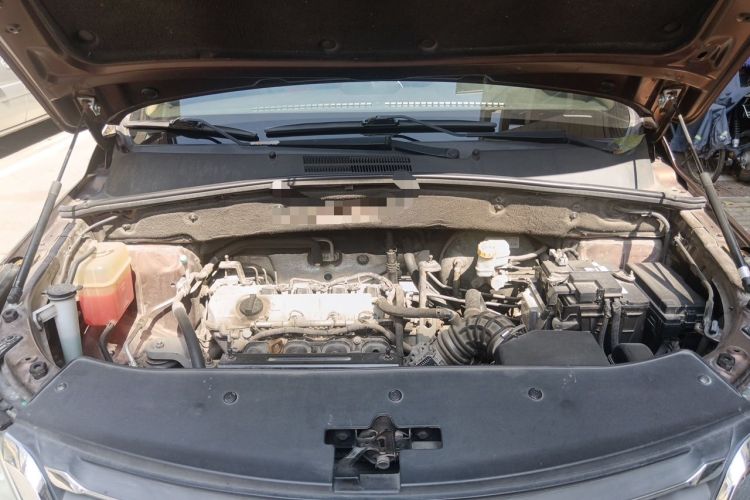 Used Baojun 560 2016 1.8L Manual Luxury Edition Engine Bay