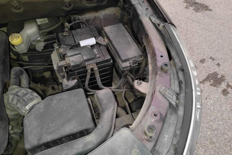 Used Baojun 560 2016 1.8L Manual Elite Edition Engine Bay Left