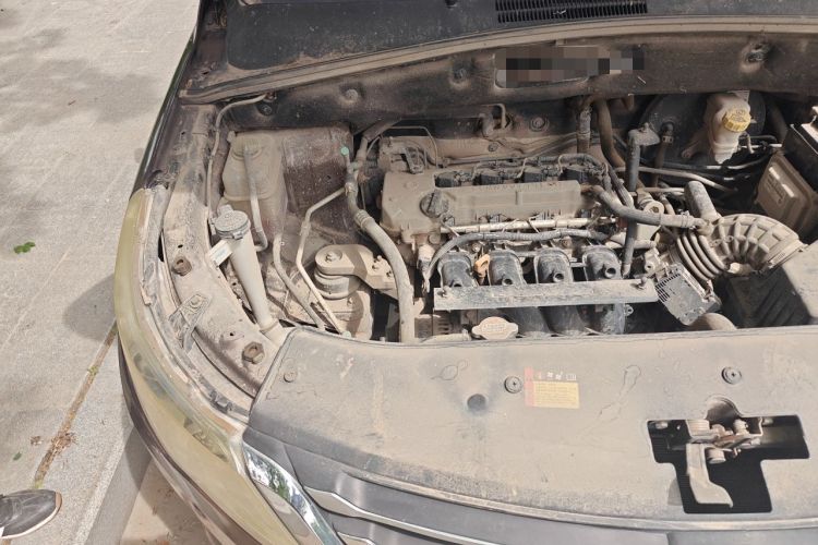 Used Baojun 560 2016 1.8L iAMT Luxury Model Engine Bay Right