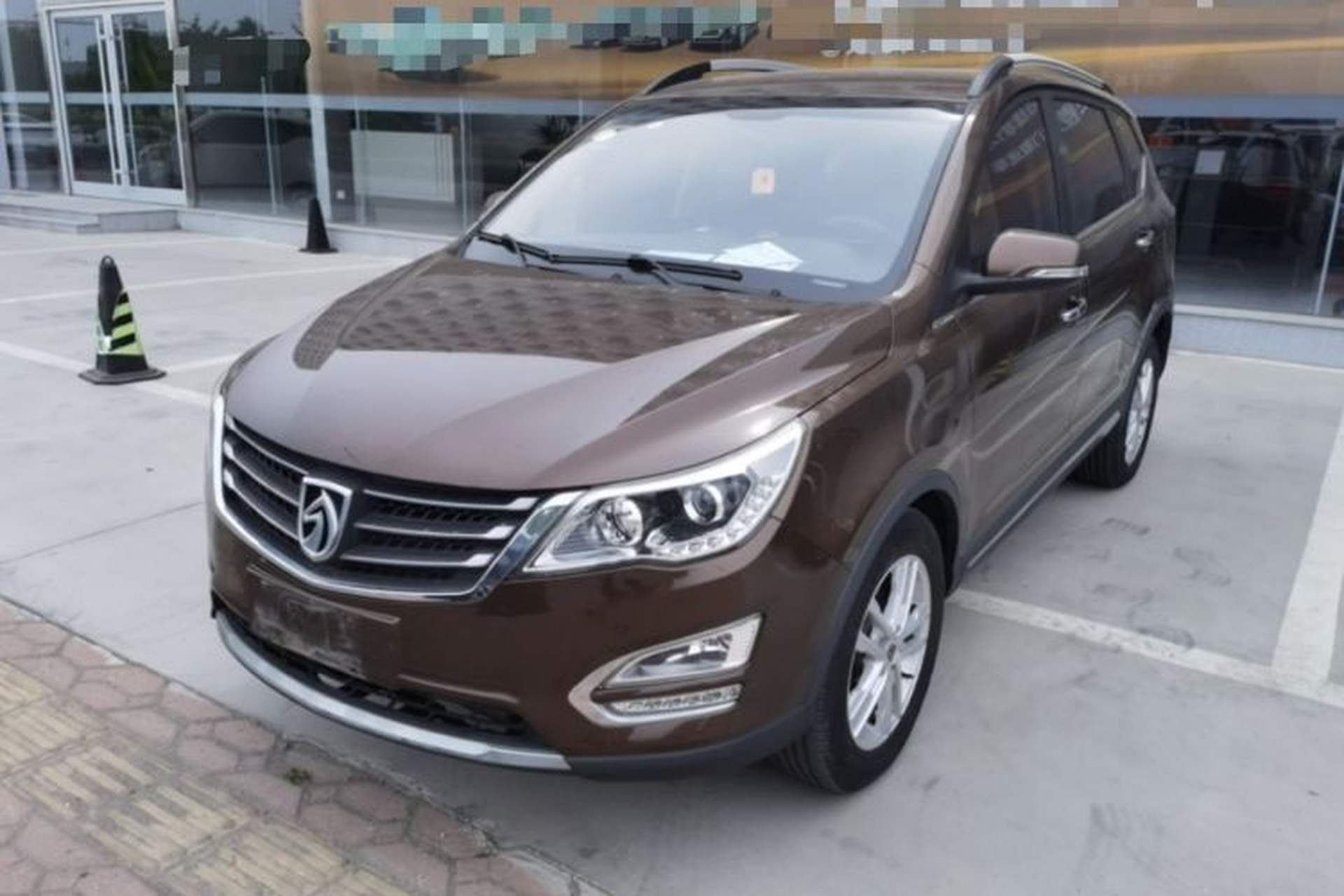 Used Baojun 560 2016 1.8L iAMT Elite Edition Front Left 45 Deg