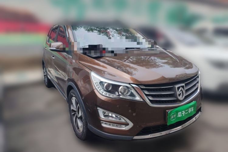 Used Baojun 560 2016 1.5T Manual Luxury Model Front Right 45 Deg
