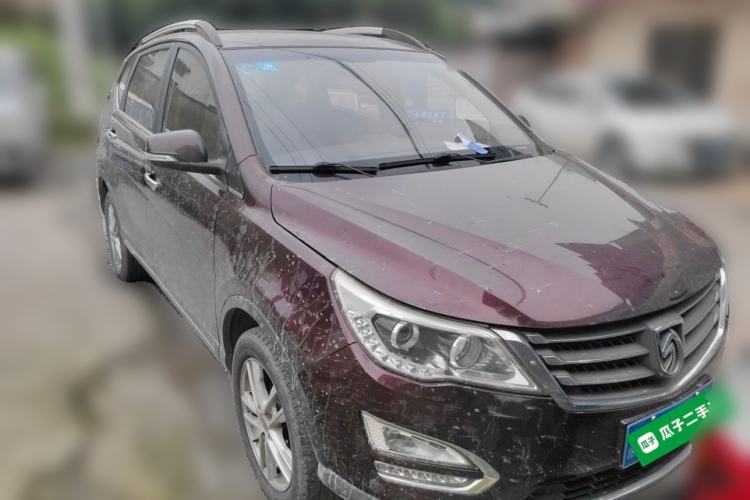 Used Baojun 560 2016 1.8L Manual Elite Edition Front Right 45 Deg