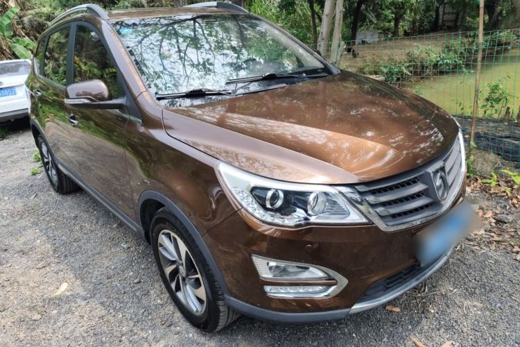 Used Baojun 560 2016 1.8L Manual Luxury Edition Front Right 45 Deg