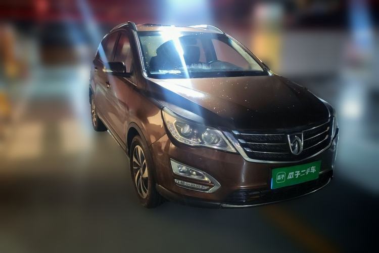 Used Baojun 560 2016 1.8L Manual Luxury Edition Front Right 45 Deg