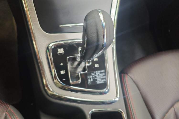 Used Baojun 560 2016 1.8L iAMT Luxury Model Gear Lever