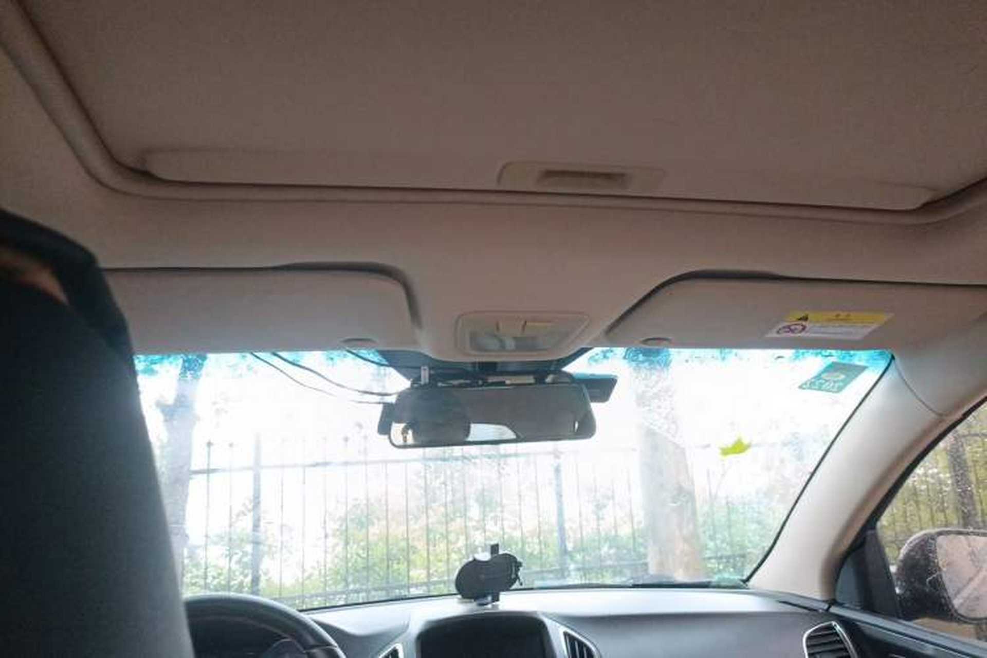 Used Baojun 560 2016 1.8L iAMT Luxury Model Headliner