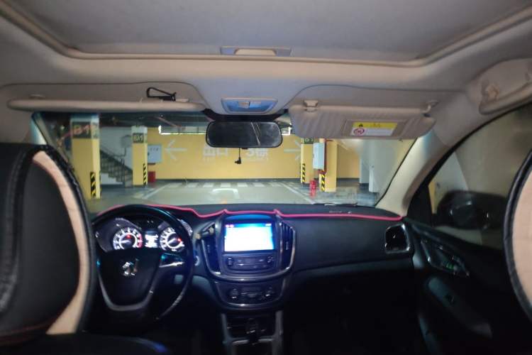 Used Baojun 560 2016 1.8L Manual Luxury Edition Headliner