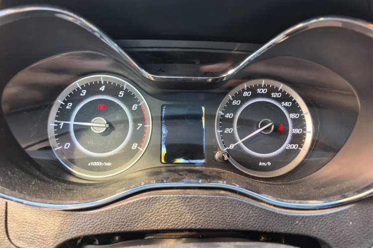 Used Baojun 560 2016 1.5T Manual Luxury Model Instrument Cluster