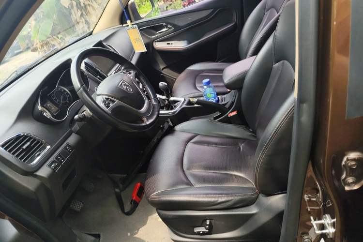 Used Baojun 560 2016 1.8L Manual Luxury Edition Left Front Seat