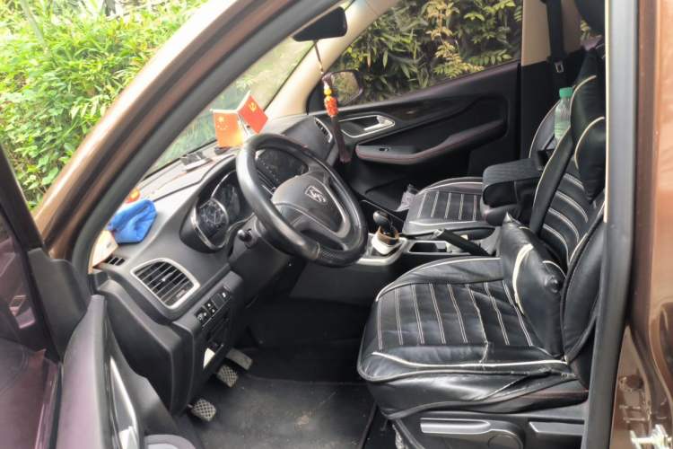 Used Baojun 560 2016 1.8L Manual Value Edition Left Front Seat