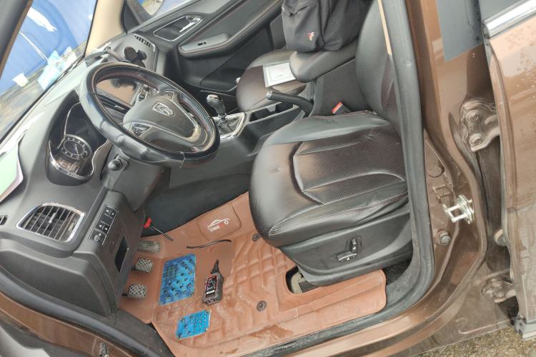 Used Baojun 560 2016 1.5T Manual Luxury Model Left Front Seat