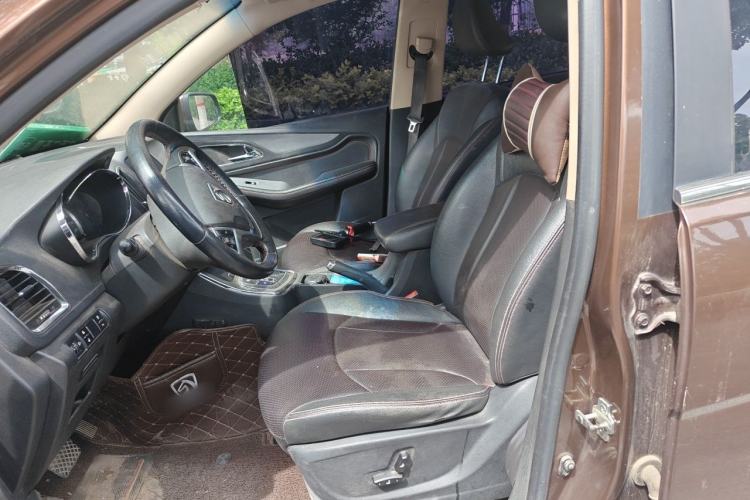 Used Baojun 560 2016 1.8L iAMT Luxury Model Left Front Seat