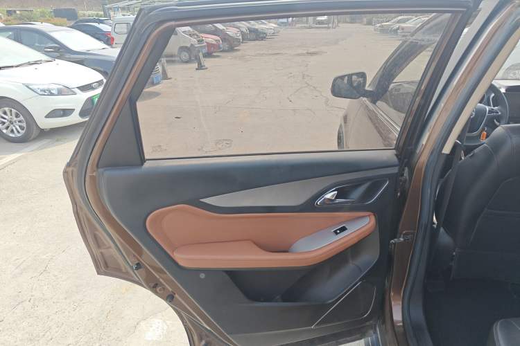 Used Baojun 560 2016 1.8L Manual Elite Edition Left Rear Door Interior