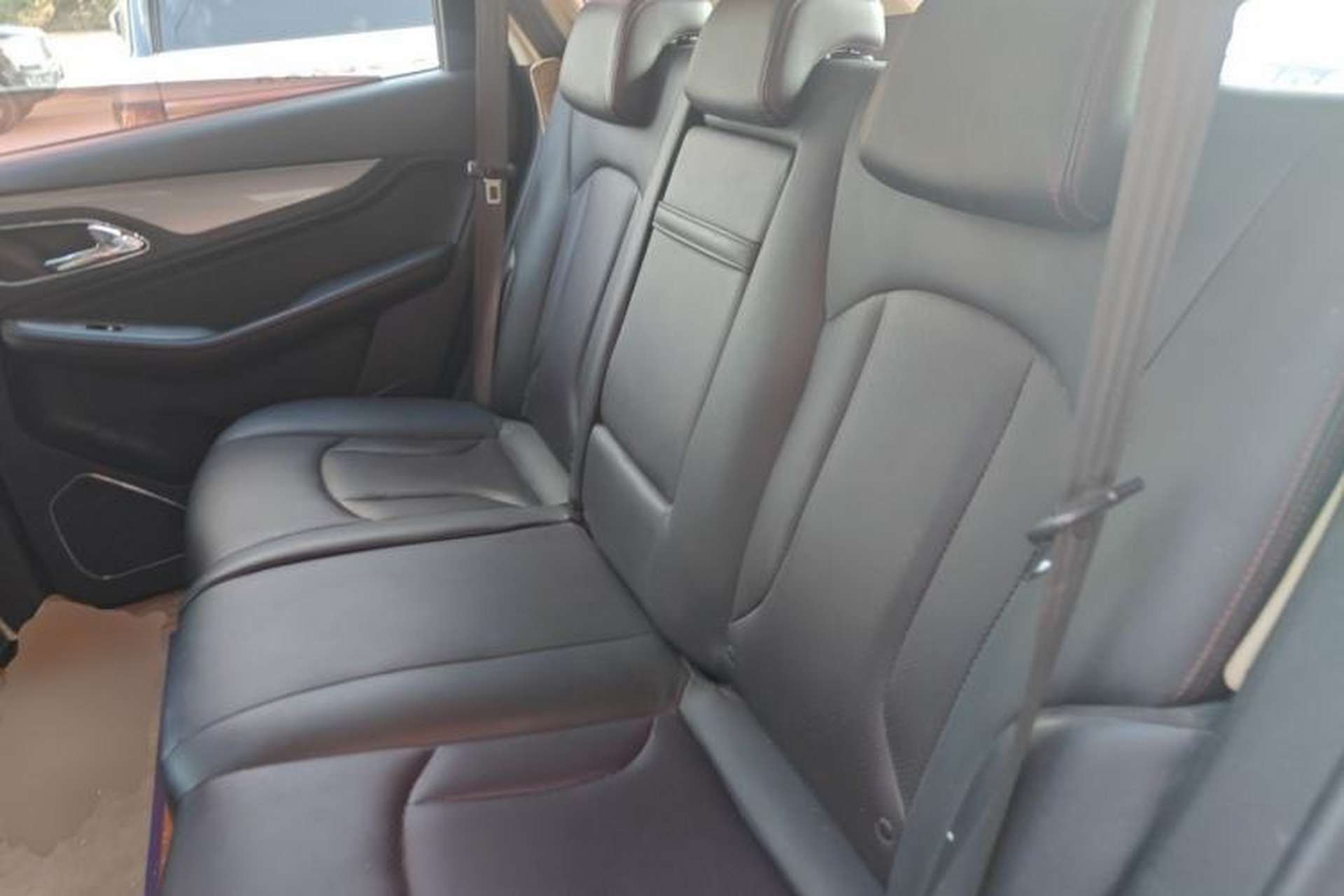 Used Baojun 560 2016 1.8L iAMT Luxury Model Left Rear Seat