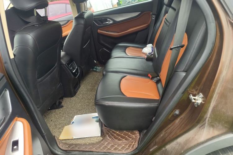 Used Baojun 560 2016 1.8L iAMT Elite Edition Left Rear Seat