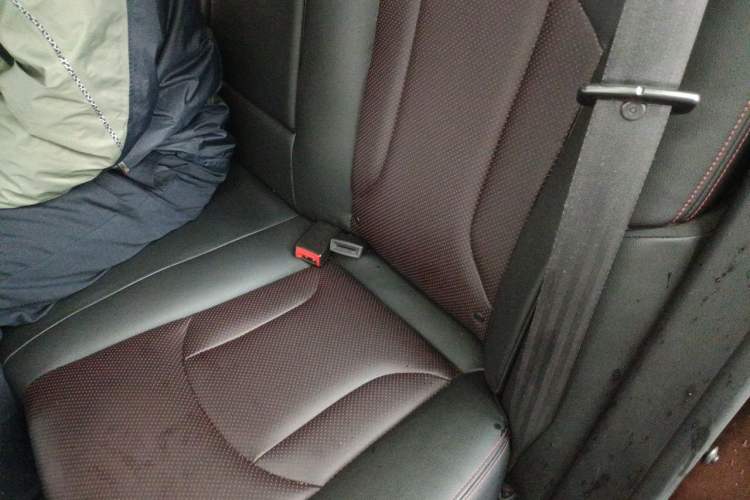 Used Baojun 560 2016 1.8L iAMT Luxury Model Left Rear Seat