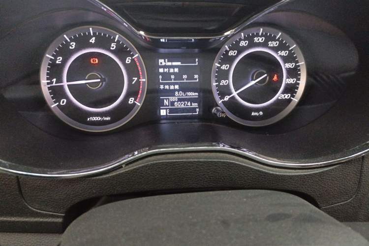 Used Baojun 560 2016 1.8L iAMT Luxury Model Odometer Close Up