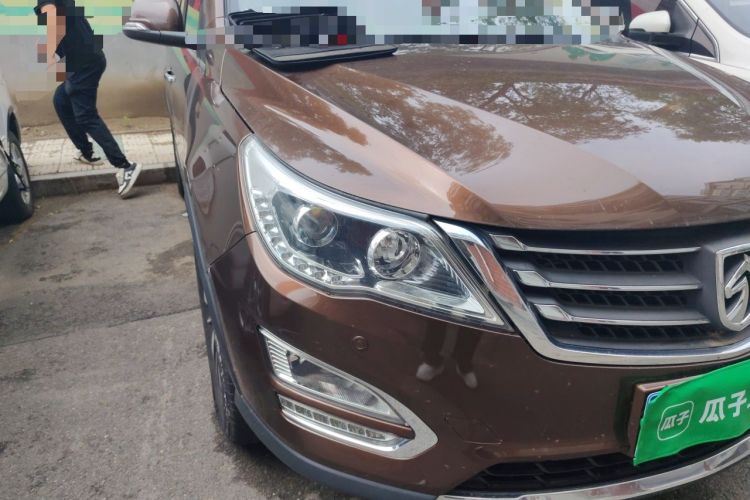 Used Baojun 560 2016 1.5T Manual Luxury Model Right Front Headlight