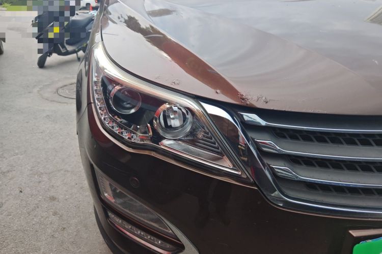 Used Baojun 560 2016 1.5T Manual Luxury Model Right Front Headlight